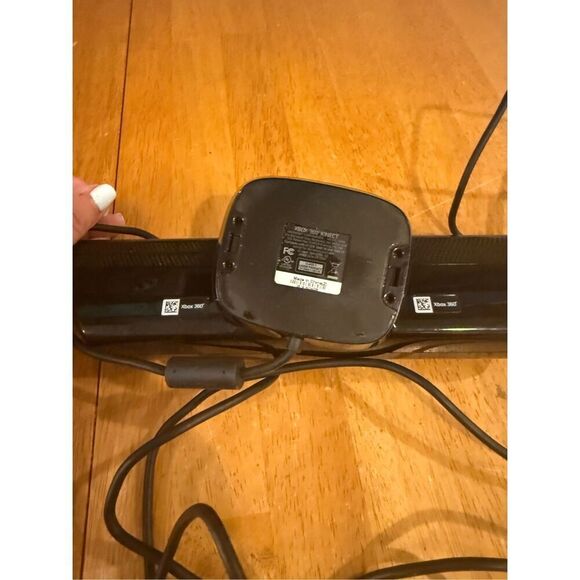 Microsoft Xbox 360 Kinect Motion Sensor Bar Black Model 1414 - Picture 9 of 11